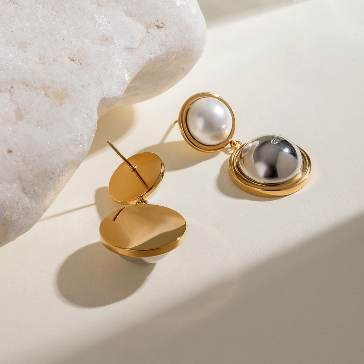 18K Gold Round Pearl with Metallic Drop Earring